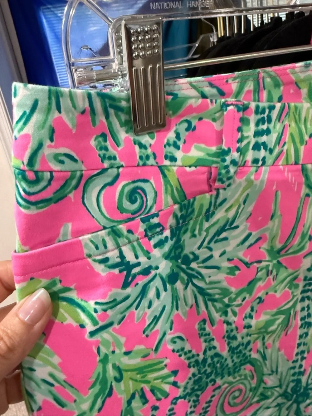 NWOT Lilly Pulitzer Neon Pink Tropical Leaf Print Pants - Picture 5 of 10